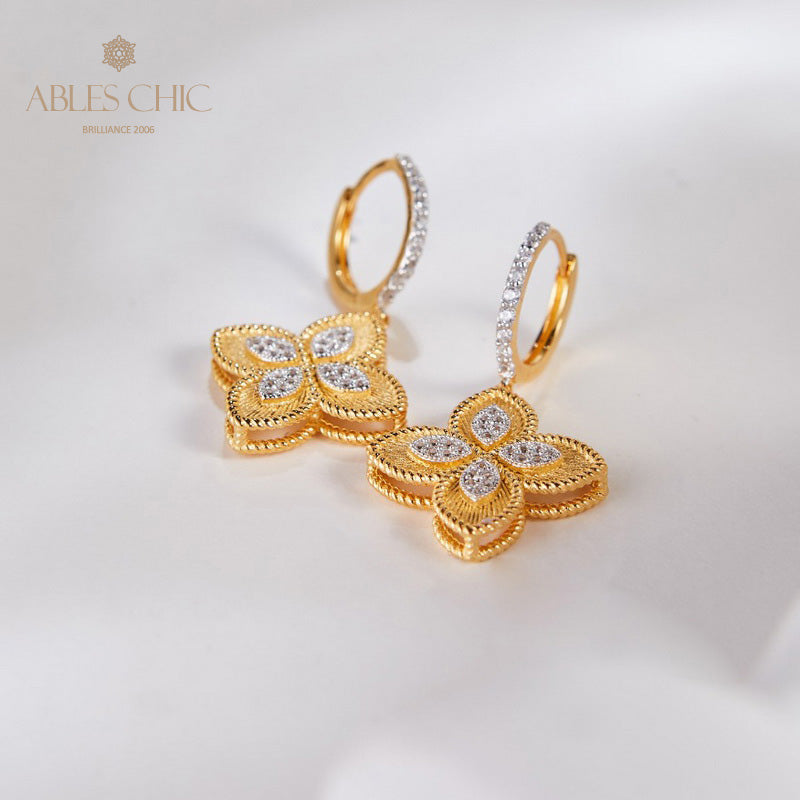 Boucles d'oreilles trèfle à motif en tissu 6125