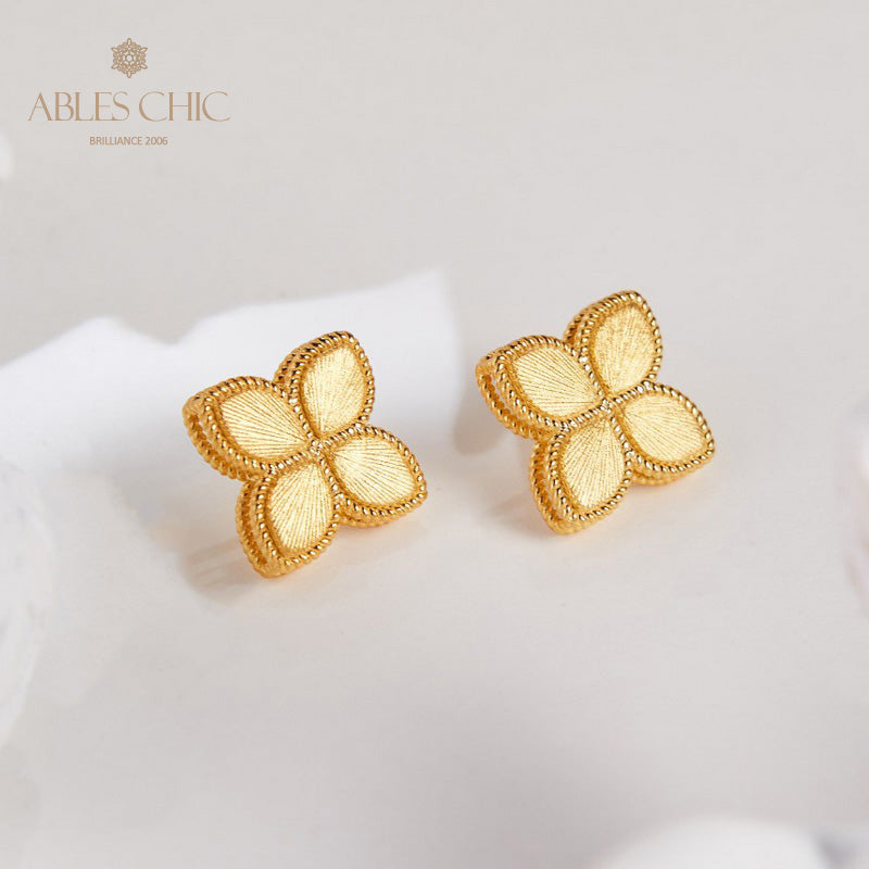 Boucles d'oreilles trèfle soyeux 6123
