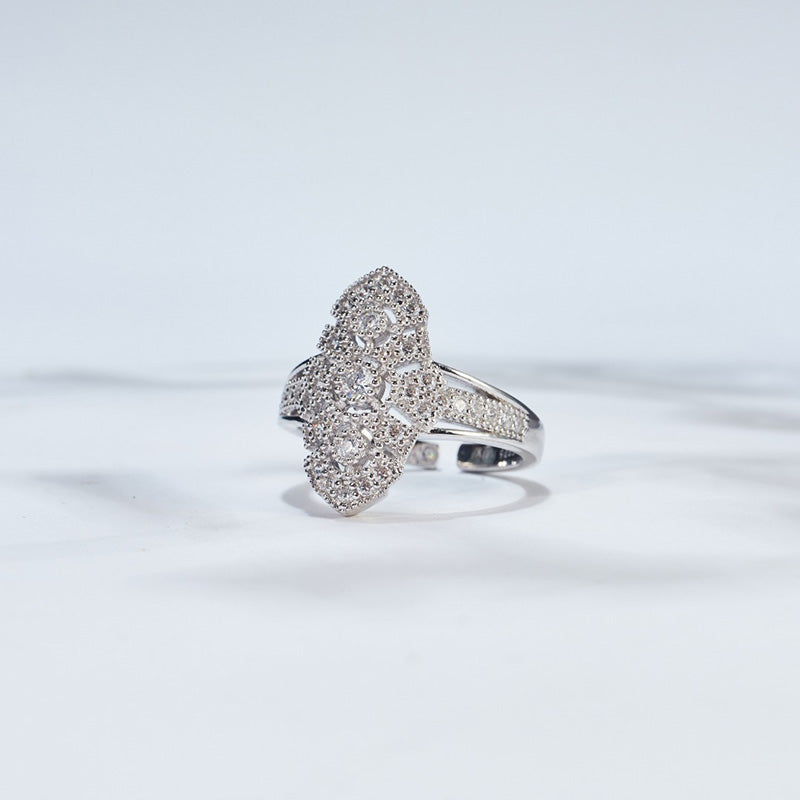 Bague florale traditionnelle ajourée 6053