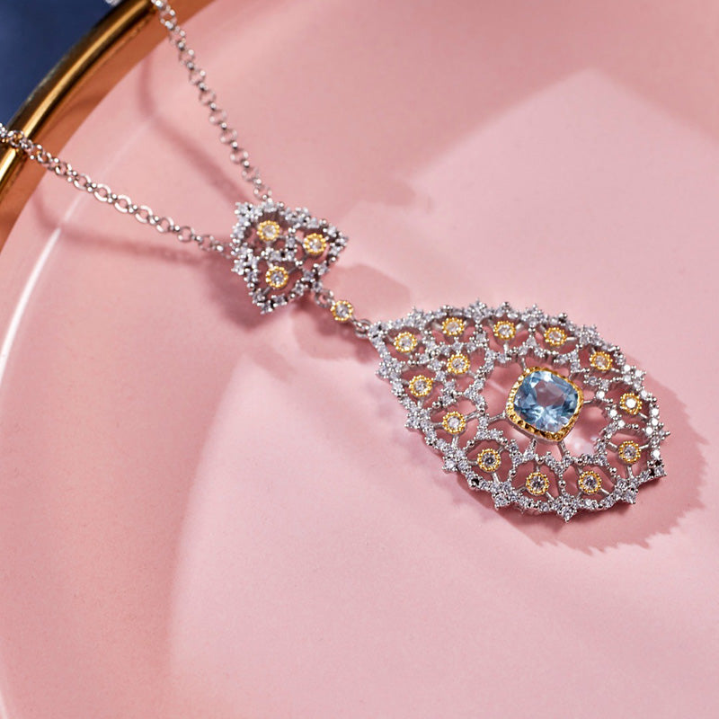 Collier lustre en filigrane de dentelle 6022