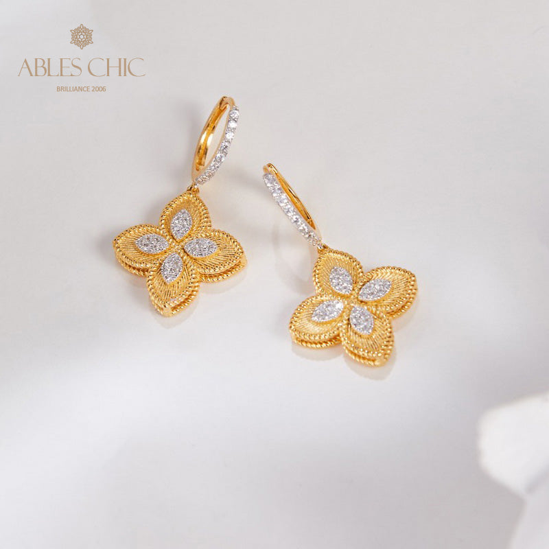 Boucles d'oreilles trèfle à motif en tissu 6125