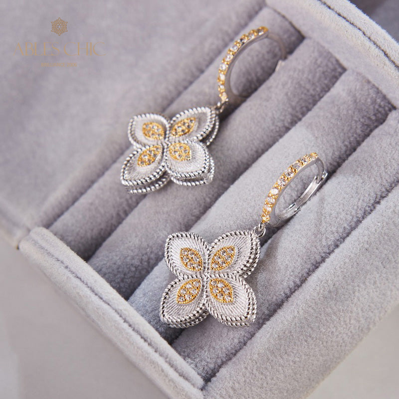 Boucles d'oreilles trèfle à motif en tissu 6125