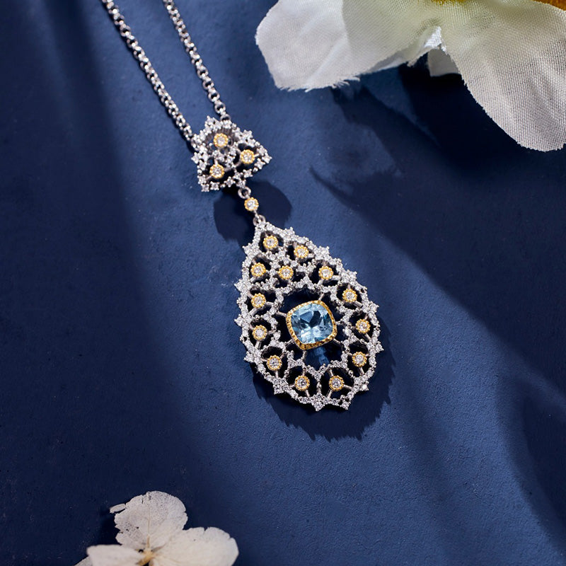 Collier lustre en filigrane de dentelle 6022