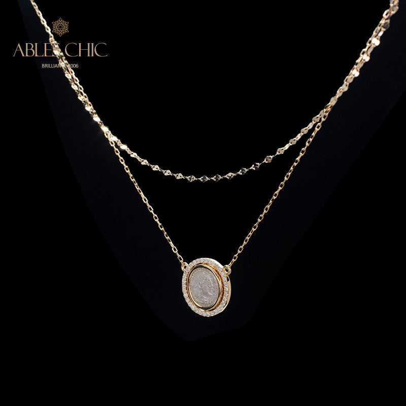 Collier médaillon réversible grec