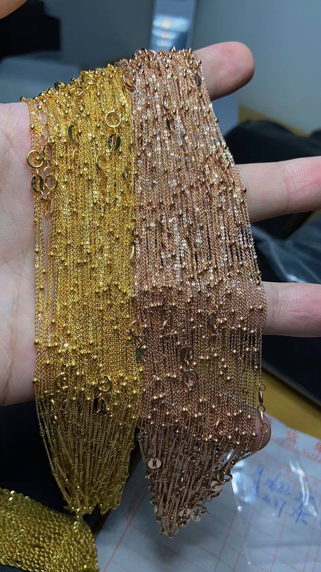 Collier chaîne chapelet satellite perles Saturne