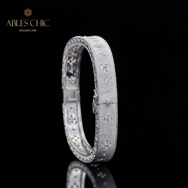 Bracelet en tissu trèfle avec zircons étoilés 5775