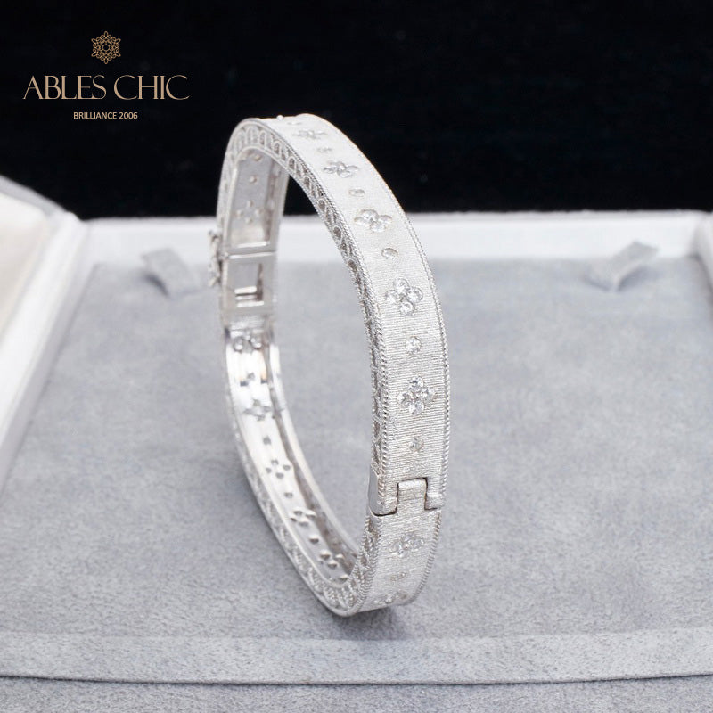 Bracelet en tissu trèfle avec zircons étoilés 5775