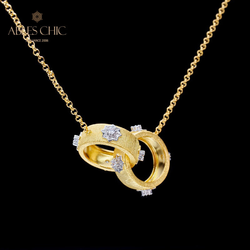 Collier avec anneaux entrelacés à motif en soie 5861