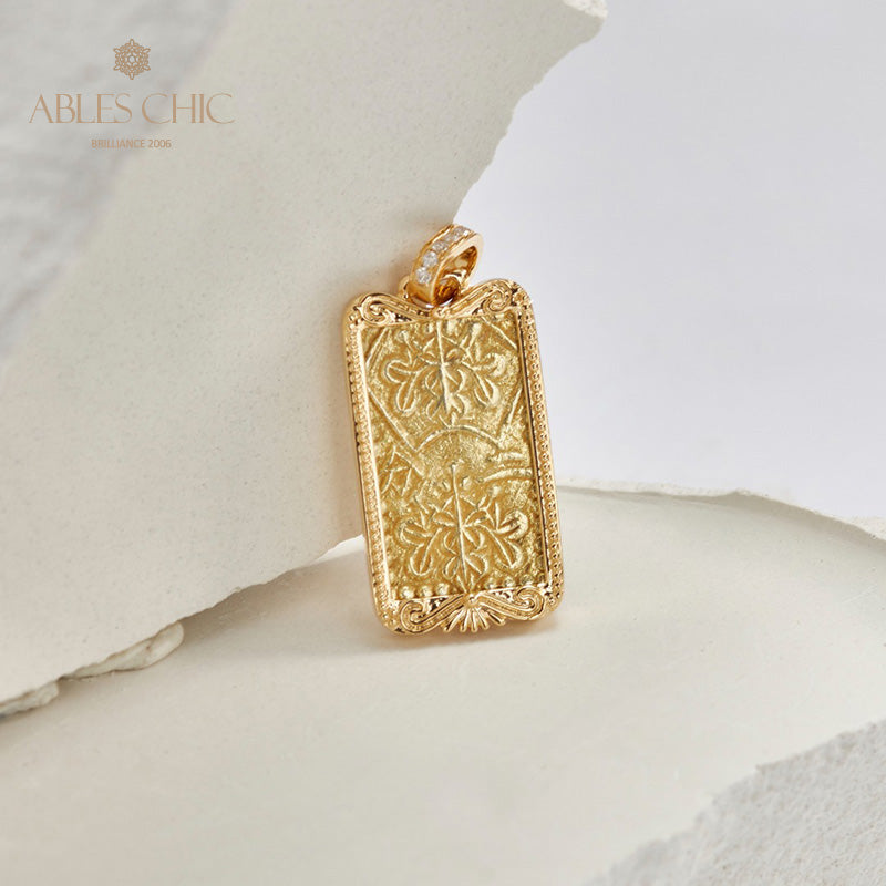 Pendentif médaillon en or oblong uniquement