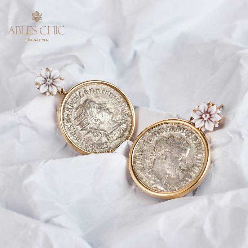 Boucles d’oreilles florales en lire romaine