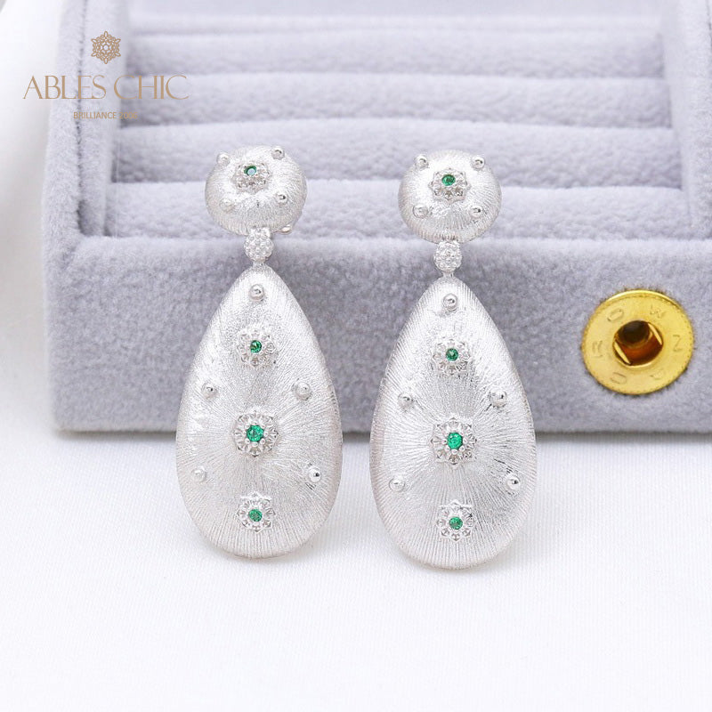Boucles d'oreilles étoilées en forme de larme soyeuse 5050