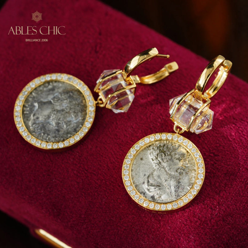 Boucles d'oreilles médaillon halo de diamants
