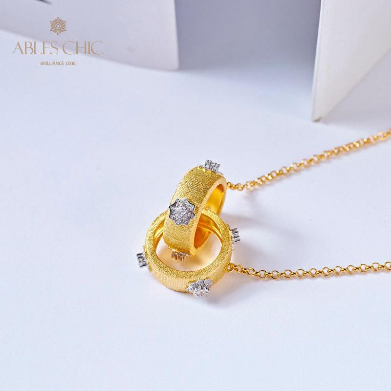 Collier avec anneaux entrelacés à motif en soie 5861