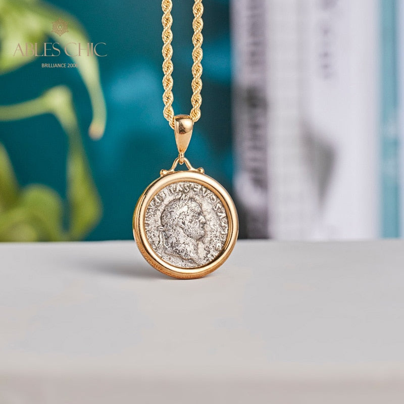 Pendentif à pièce de monnaie romaine uniquement