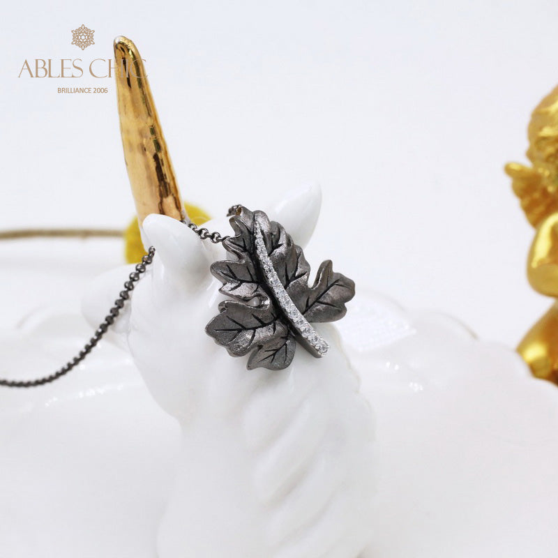 Pendentif feuille d'érable mat 5412