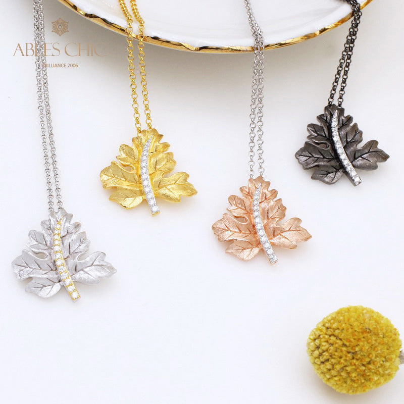 Pendentif feuille d'érable mat 5412