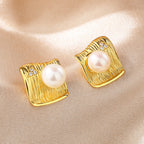 Boucles d'oreilles irrégulières en perles d'eau douce PE1015