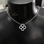 Collier emblématique trèfle celtique P0754
