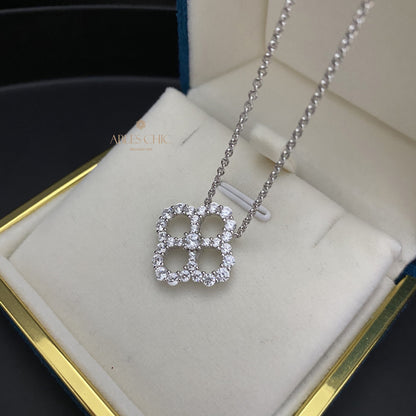 Collier emblématique trèfle celtique P0754