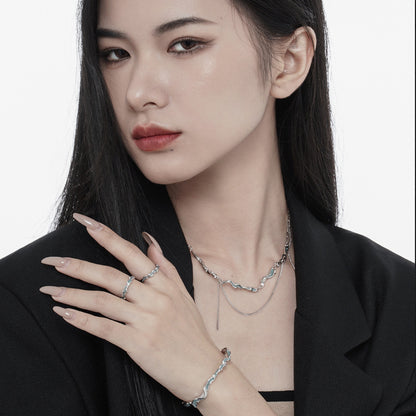 Bague irrégulière en émail originale R1177