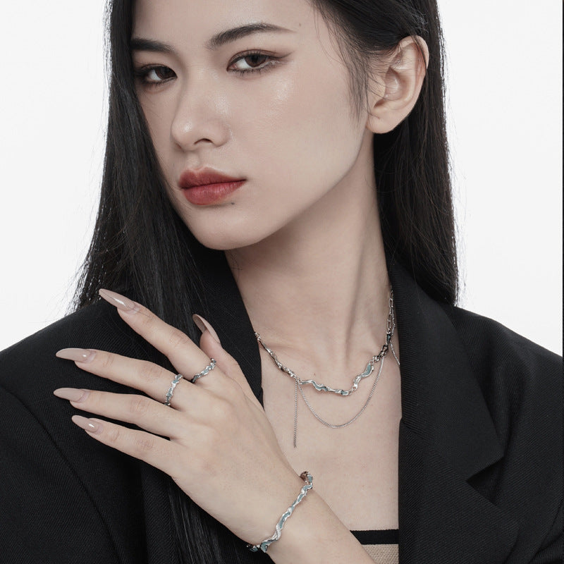 Bague irrégulière en émail menthe R1176