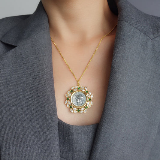 Pendentif guirlande de pièces de monnaie romaines 6177
