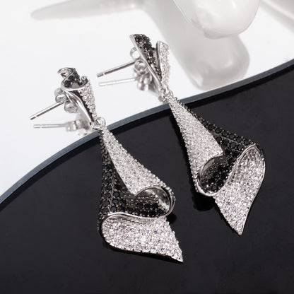 Boucles d'oreilles géométriques pavées 6181