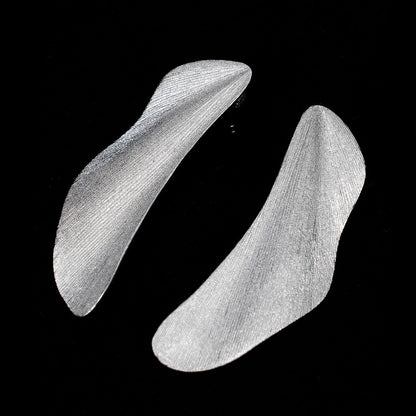 Boucles d'oreilles longues irrégulières mates 6184
