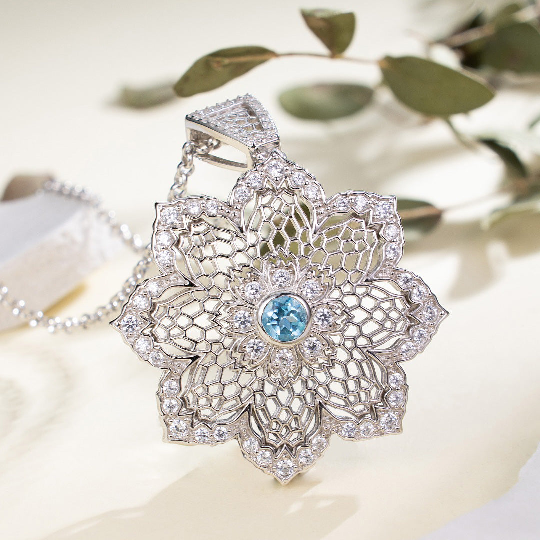 Collier de fleurs aériennes 6190