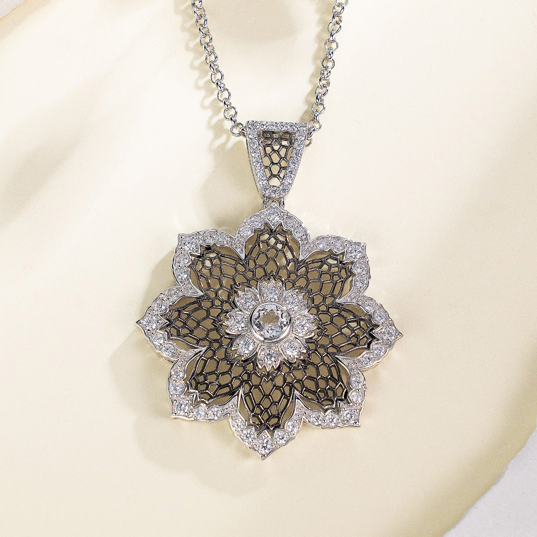 Collier de fleurs aériennes 6190