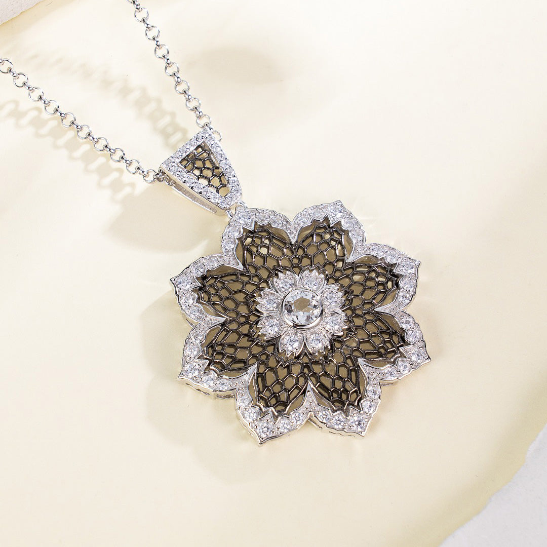 Collier de fleurs aériennes 6190