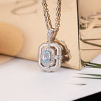 Collier classique avec accents de topaze 6215
