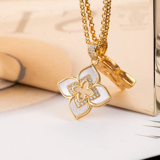 Collier Trèfle en Nacre 6227