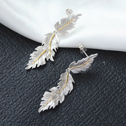 Boucles d'oreilles soyeuses à longues feuilles 6239
