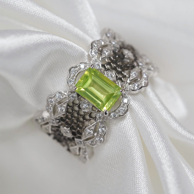 Bague en dentelle avec pierres précieuses naturelles 6305
