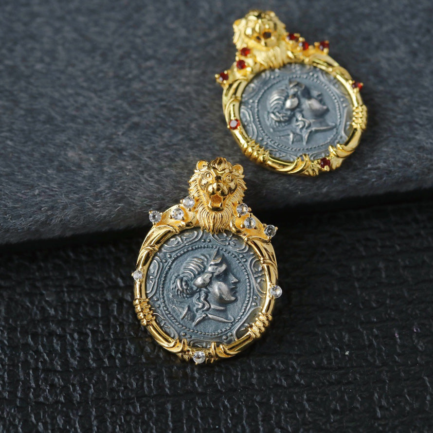 Pendentif pièce de monnaie romaine cadre lion 6339