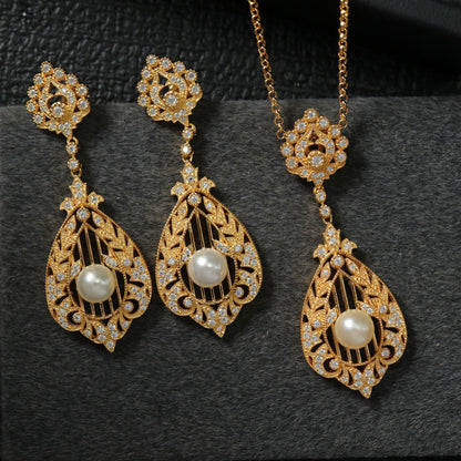 Boucles d'oreilles en perles filigranes florales 6367