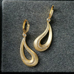 Boucles d'oreilles pendantes irrégulières mates 6417