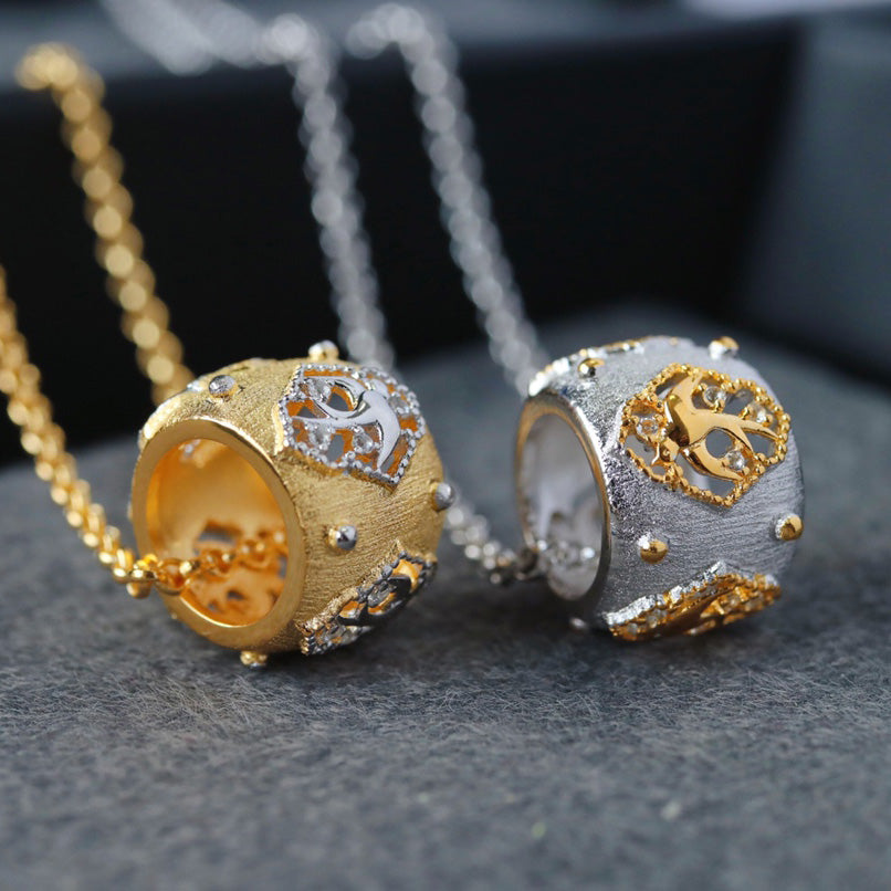 Collier à anneaux larges ajourés 6437