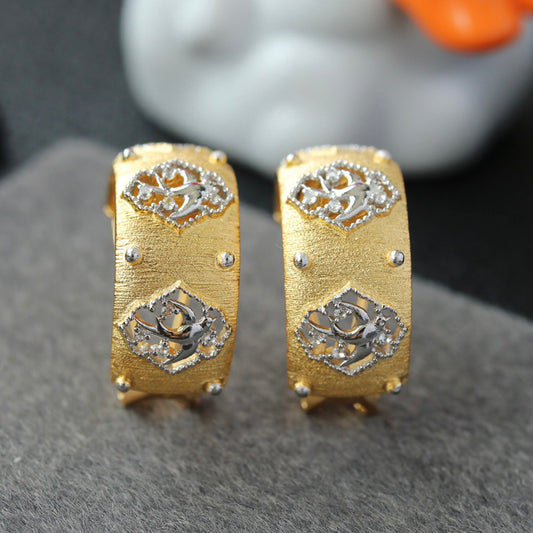 Boucles d'oreilles hirondelle ajourées soyeuses 6441