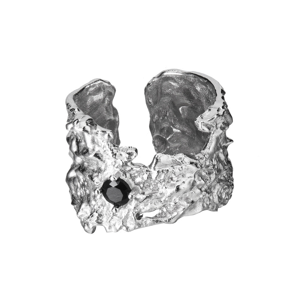 Bague texturée large avec accent de zircon R1194