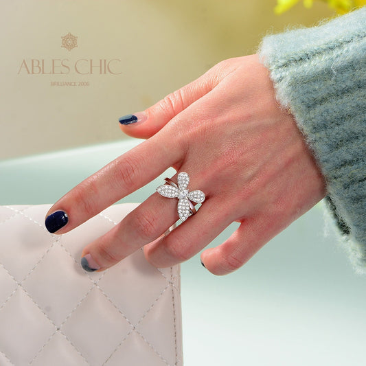 Bague cocktail papillon pavée R1238