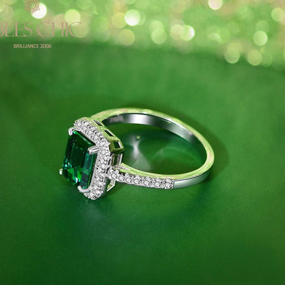 Bague de cocktail oblongue émeraude solitaire R1271