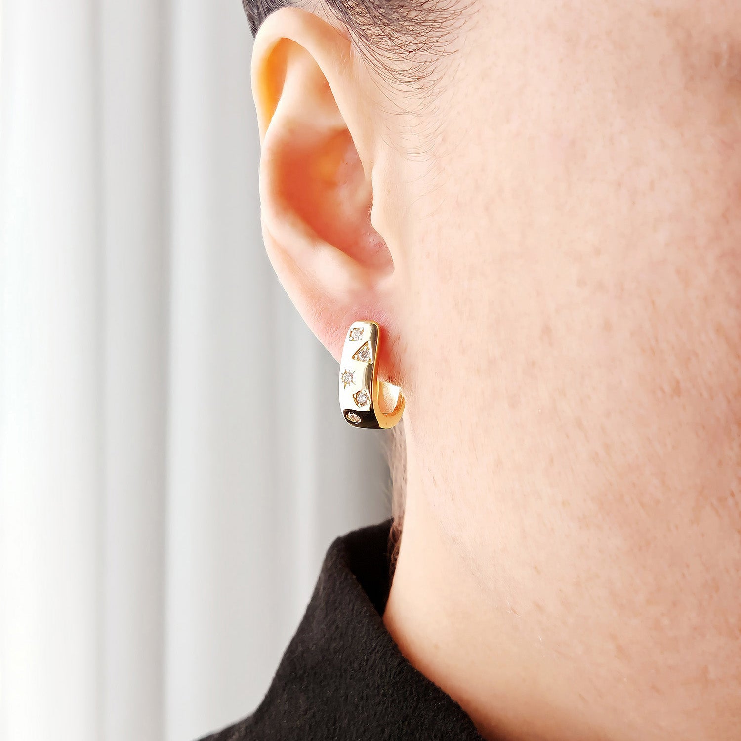 Geometric Chunky Huggies