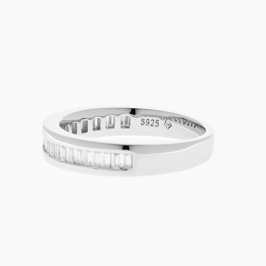 Baguette Moissanite Band