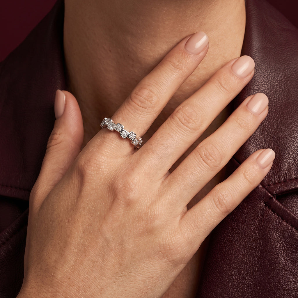 Linked Square-Set Ring