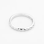 Rebel Edge Studs Ring