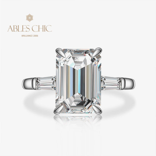 Bague de fiançailles carrée taille émeraude R0895