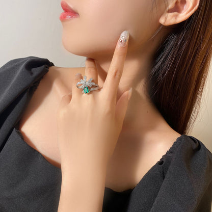 Bague papillon solitaire émeraude R1770