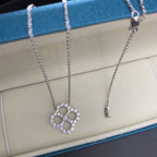 Collier emblématique trèfle celtique P0754